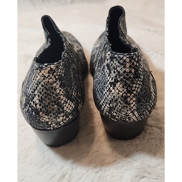 Skechers Womens shoes booties Shootie Western Snakeskin Print Ankle Boot Gray 7 - Picture 3 of 8
